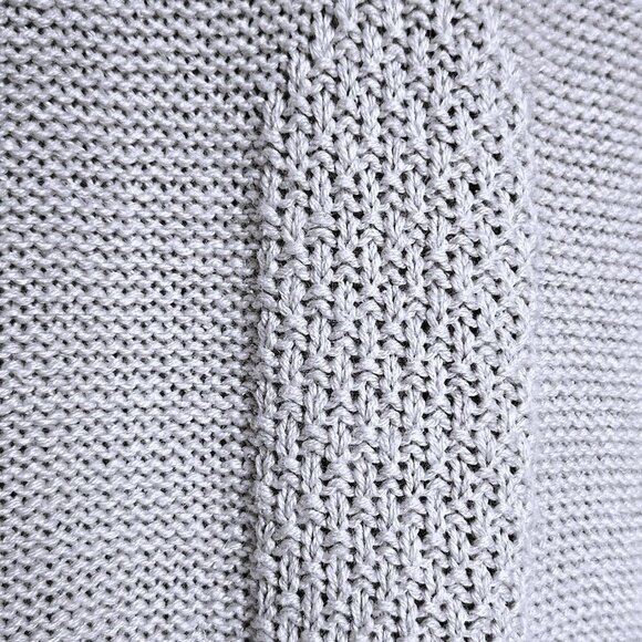 Newport News Light Gray Cable Knit Button-Down Sweater - M - Picture 6 of 9